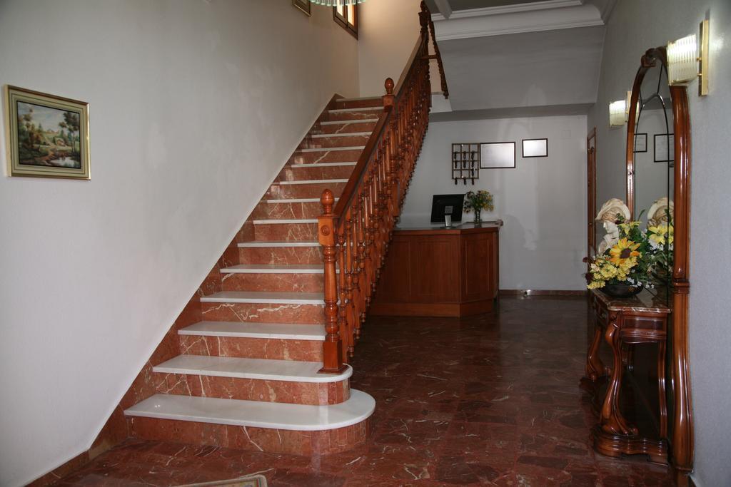 Hostal Santa Barbara Socuéllamos Εξωτερικό φωτογραφία